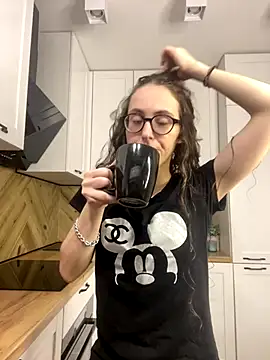 MartiniiSelenna online show from 11-05-25, 08:25