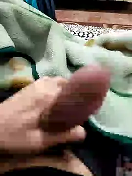 Snapshot of big_hard_dick1 chatting on 12-19-24, 12:01 big hard dick1 online show from 12-19-24, 12:01