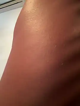 Rose-euphoria online show from 10-14-25, 01:34