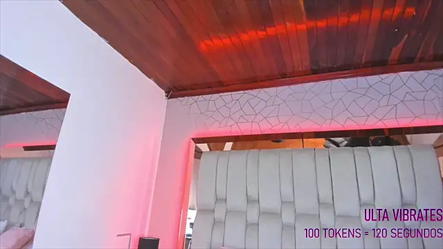 Snapshot of AngelineHeet chatting on 12-06-24, 03:41 AngelineHeet online show from 12-06-24, 03:41