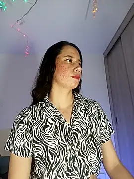 lovely kitt online show from 12-20-25, 01:02