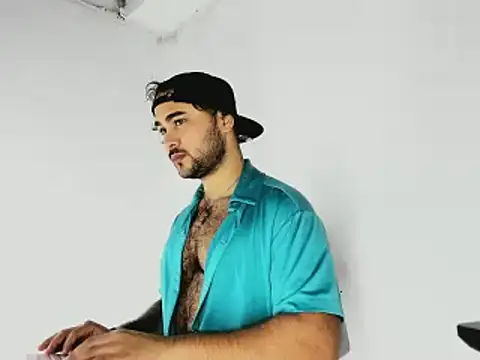 Snapshot of Sebas-hott chatting on 11-06-25, 09:26 Sebas-hott online show from 11-06-25, 09:26