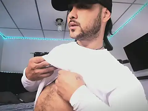 Snapshot of Sebas-hott chatting on 02-27-26, 09:48 Sebas-hott online show from 02-27-26, 09:48