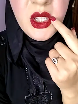 Snapshot of Rawya-34 chatting on 12-08-24, 10:14 Rawya-34 online show from 12-08-24, 10:14