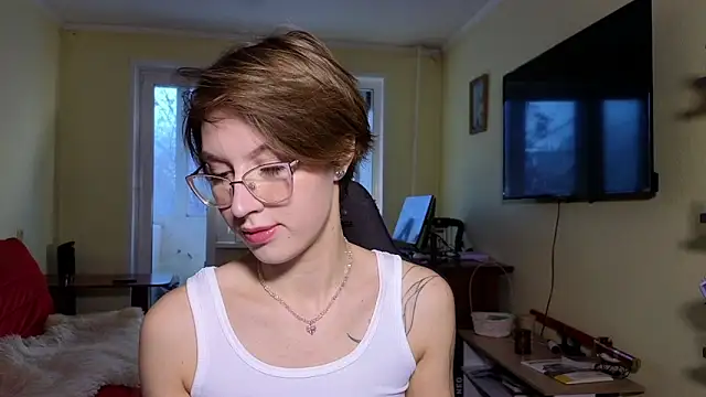 MalvinaBlum online show from 11-07-25, 02:00