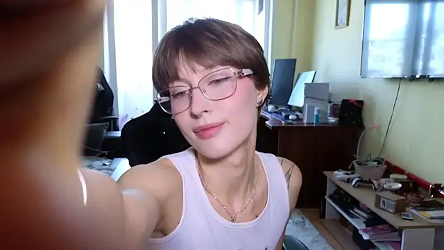 MalvinaBlum online show from 03-21-26, 08:19