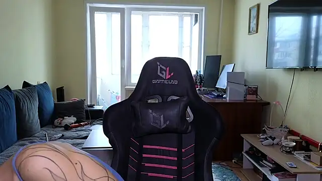 MalvinaBlum online show from 03-27-26, 04:18