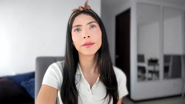 Snapshot of angelturned001 chatting on 11-20-25, 07:35 angelturned001 online show from 11-20-25, 07:35