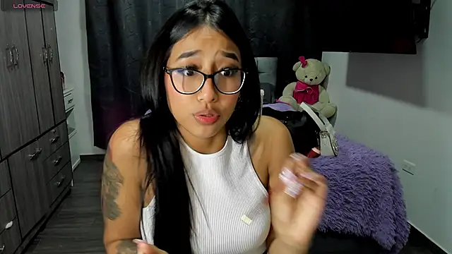 Snapshot of isa_bellaa0 chatting on 01-12-25, 08:04 isa bellaa0 online show from 01-12-25, 08:04