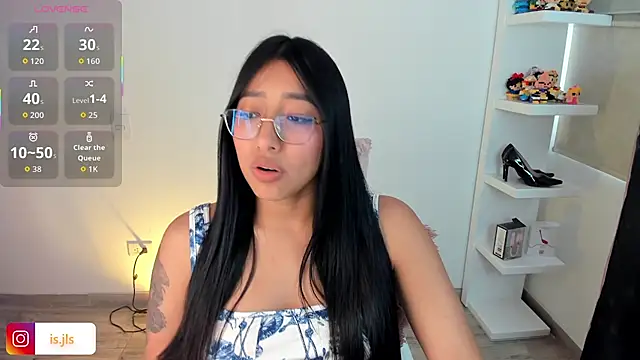 Snapshot of isa_bellaa0 chatting on 12-02-25, 01:05 isa bellaa0 online show from 12-02-25, 01:05