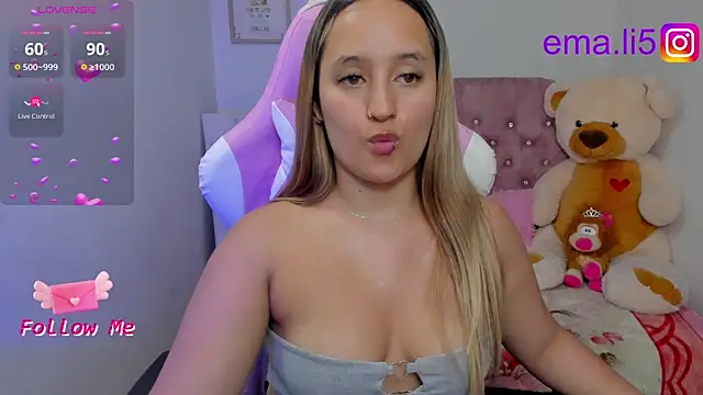 Snapshot of ema_tayy chatting on 02-28-25, 07:48 ema tayy online show from 02-28-25, 07:48