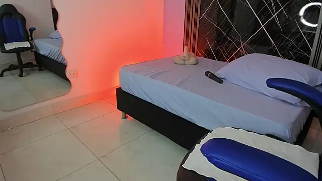 Yelena03 online show from 11-17-25, 10:15