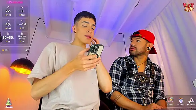 Snapshot of Angel_Snowhotxxx chatting on 12-27-24, 04:32 Angel Snowhotxxx online show from 12-27-24, 04:32