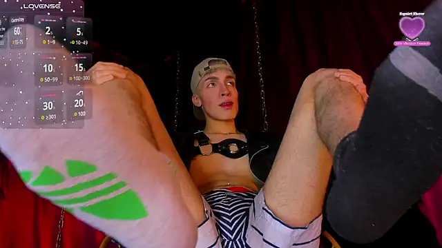 Snapshot of Angel_Snowhotxxx chatting on 03-21-25, 09:01 Angel Snowhotxxx online show from 03-21-25, 09:01