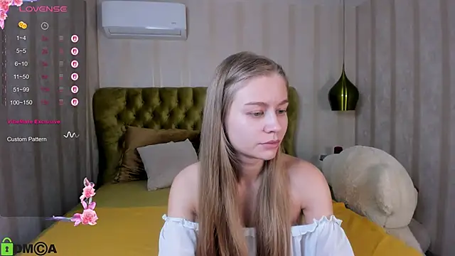 Snapshot of Polumna_cute chatting on 12-17-25, 11:16 Polumna cute online show from 12-17-25, 11:16