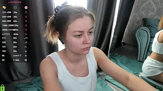 Snapshot of Polumna_cute chatting on 01-18-26, 10:30 Polumna cute online show from 01-18-26, 10:30