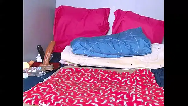 Snapshot of fatafricanqueen chatting on 10-17-25, 12:14 fatafricanqueen online show from 10-17-25, 12:14