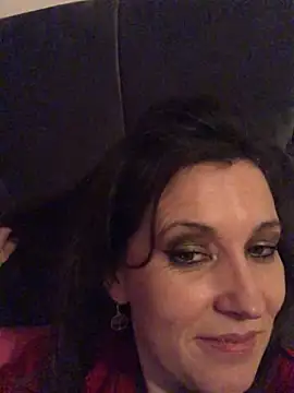 Snapshot of Lwhite1 chatting on 01-03-25, 12:00 Lwhite1 online show from 01-03-25, 12:00