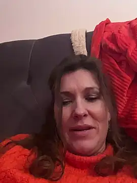 Snapshot of Lwhite1 chatting on 02-13-25, 03:56 Lwhite1 online show from 02-13-25, 03:56