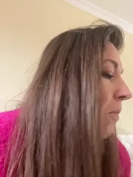 Snapshot of Lwhite1 chatting on 02-19-25, 03:49 Lwhite1 online show from 02-19-25, 03:49