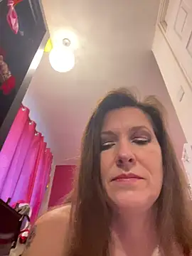 Snapshot of Lwhite1 chatting on 03-19-25, 06:12 Lwhite1 online show from 03-19-25, 06:12