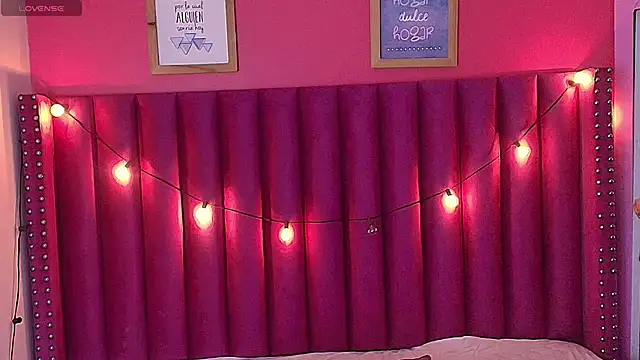 littleebonny online show from 02-04-25, 01:06