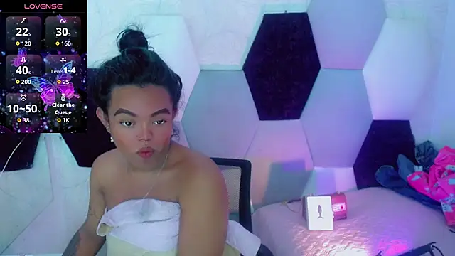 KayleighDreams  online show from 02-15-26, 03:58