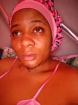 Snapshot of CocoBootyyy chatting on 11-18-25, 03:01 CocoBootyyy online show from 11-18-25, 03:01