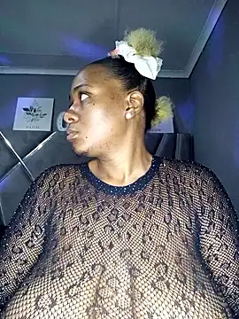 CocoBootyyy online show from 06-05-26, 04:30