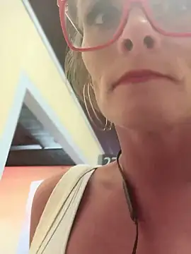 vixendoll87 online show from 01-29-25, 11:04