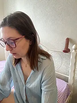 BeatriceTender online show from 03-19-26, 07:01