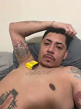 Snapshot of yuricosta1 chatting on 03-01-26, 01:24 yuricosta1 online show from 03-01-26, 01:24