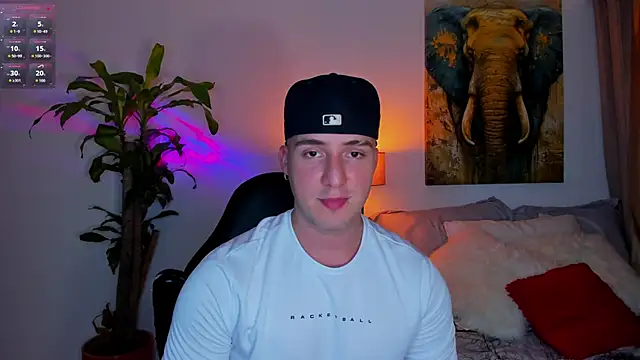 liam oficial02 online show from 03-20-25, 04:07