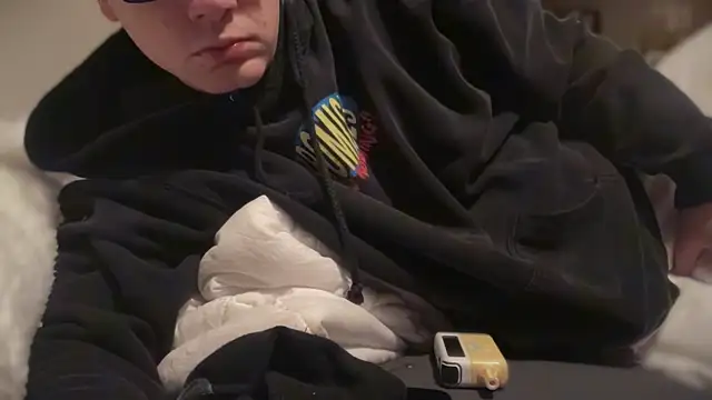 Snapshot of adamseed69 chatting on 04-05-26, 01:14 adamseed69 online show from 04-05-26, 01:14