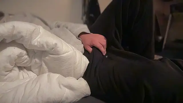 Snapshot of adamseed69 chatting on 04-05-26, 09:45 adamseed69 online show from 04-05-26, 09:45