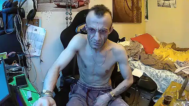 Snapshot of Aktorihann chatting on 07-13-26, 03:53 Aktorihann online show from 07-13-26, 03:53