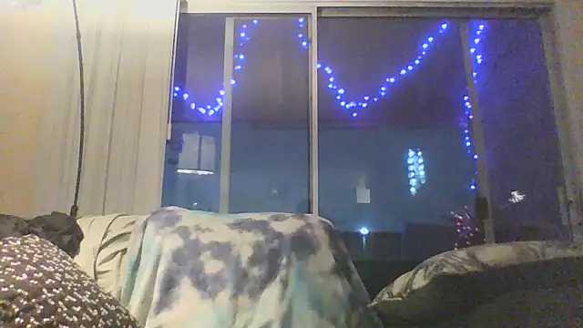 Snapshot of halobabe7620 chatting on 12-31-24, 01:04 halobabe7620 online show from 12-31-24, 01:04