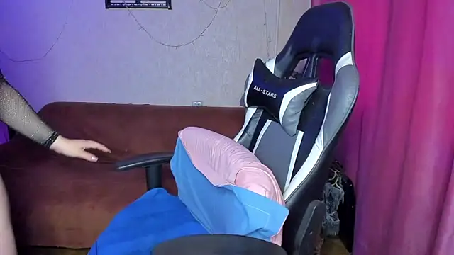 Milafoxxxy online show from 09-18-25, 08:16