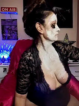 Snapshot of TheDime chatting on 04-04-26, 03:05 TheDime online show from 04-04-26, 03:05