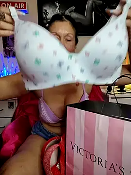 Snapshot of TheDime chatting on 04-07-26, 07:03 TheDime online show from 04-07-26, 07:03