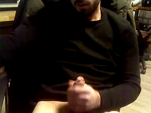 Snapshot of giorgakaci69 chatting on 02-12-25, 05:58 giorgakaci69 online show from 02-12-25, 05:58