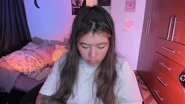 StephaniFox online show from 03-29-26, 03:50