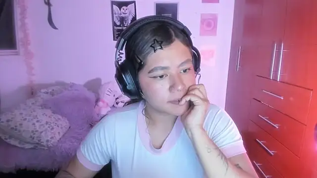 StephaniFox online show from 04-02-26, 02:09