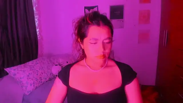 StephaniFox online show from 05-05-26, 11:02