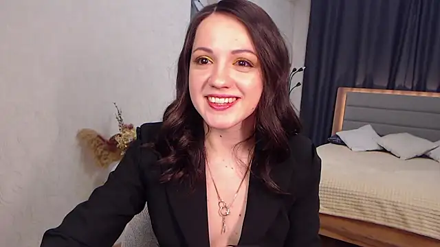 SusanMorado online show from 03-04-25, 08:24