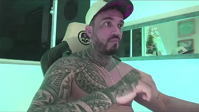 Angel sex latin online show from 12-31-24, 09:21