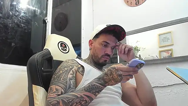 Angel sex latin online show from 02-12-25, 06:40