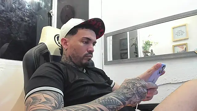 Angel sex latin online show from 02-14-25, 07:07