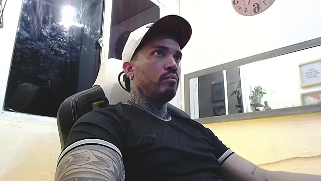 Angel sex latin online show from 02-20-25, 03:56