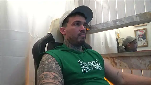 Angel sex latin online show from 09-27-25, 07:46